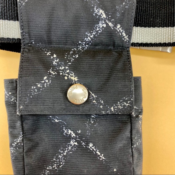 CHANEL voyage series Waist bag - Picture 8 of 13